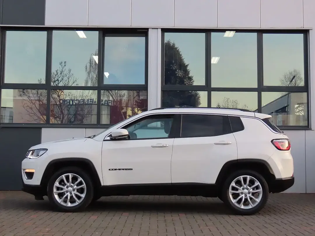 Jeep Compass - Thumbnail 11