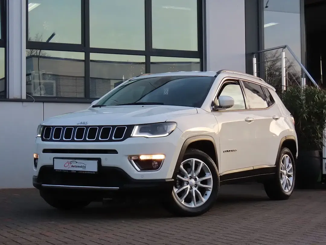 Jeep Compass - Thumbnail 5