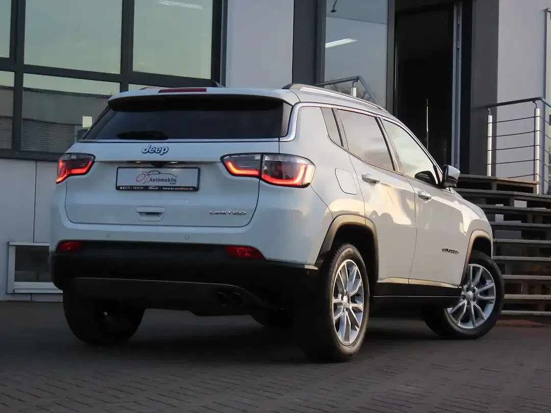 Jeep Compass - Thumbnail 7