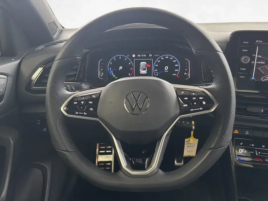 Volkswagen T-Roc - Thumbnail 11