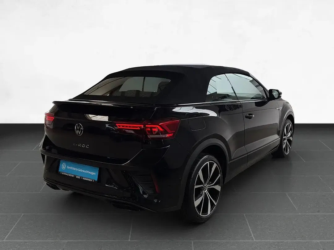 Volkswagen T-Roc - Thumbnail 3