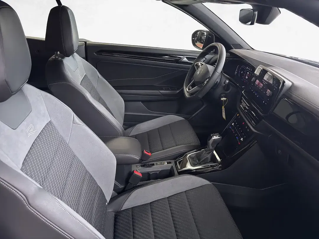 Volkswagen T-Roc - Thumbnail 8