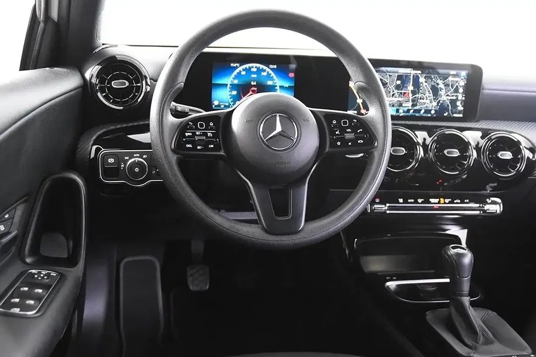 Mercedes-Benz A 160 - Thumbnail 11