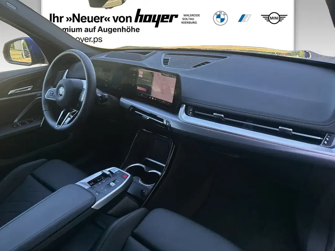 BMW iX1 - Thumbnail 14