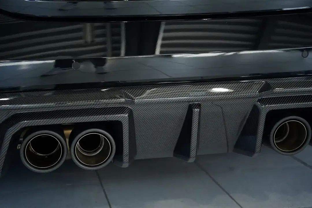 BMW M4 Competition - foto 14