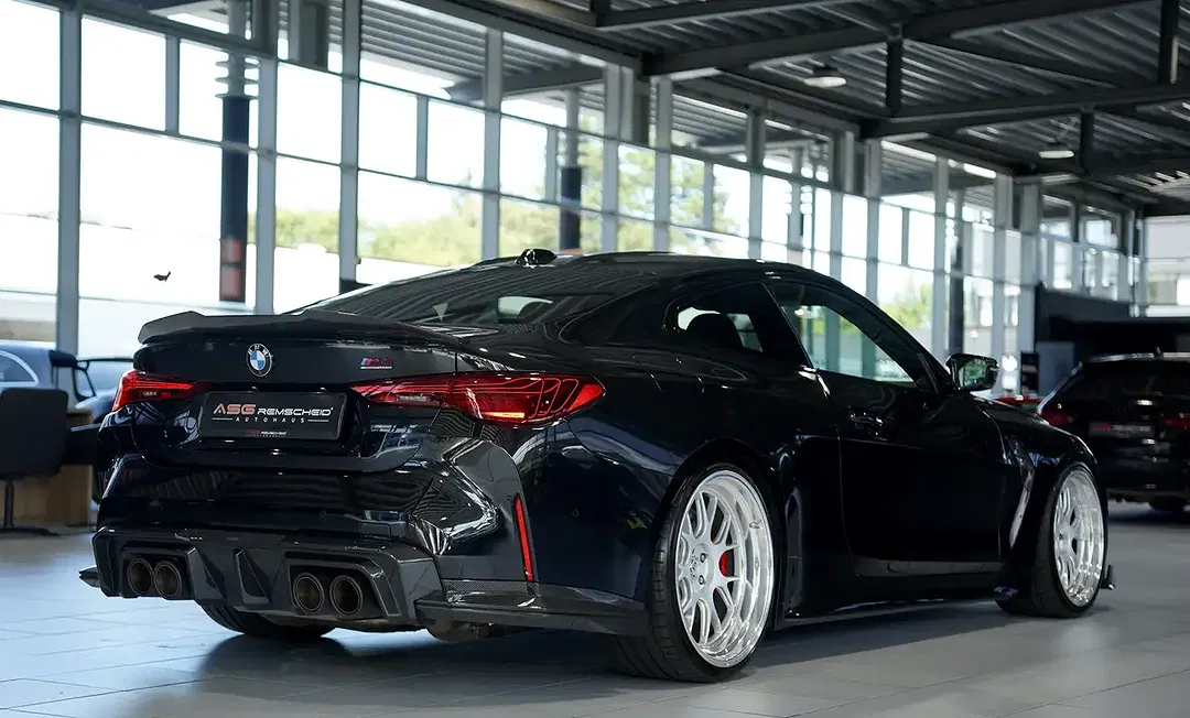 BMW M4 - Thumbnail 7