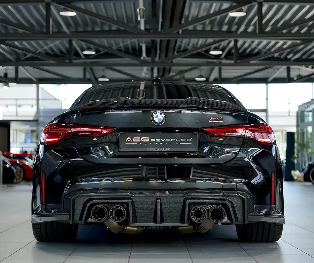 BMW M4 - Thumbnail 8