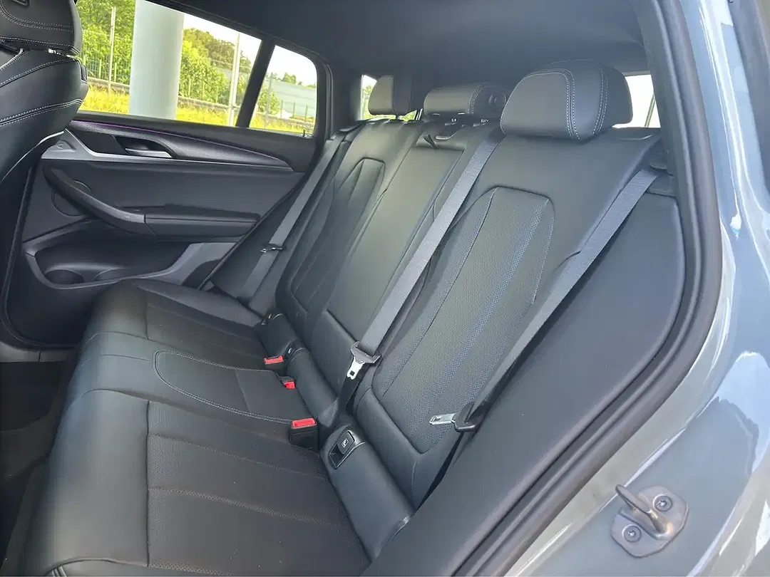 BMW X4 - Thumbnail 7