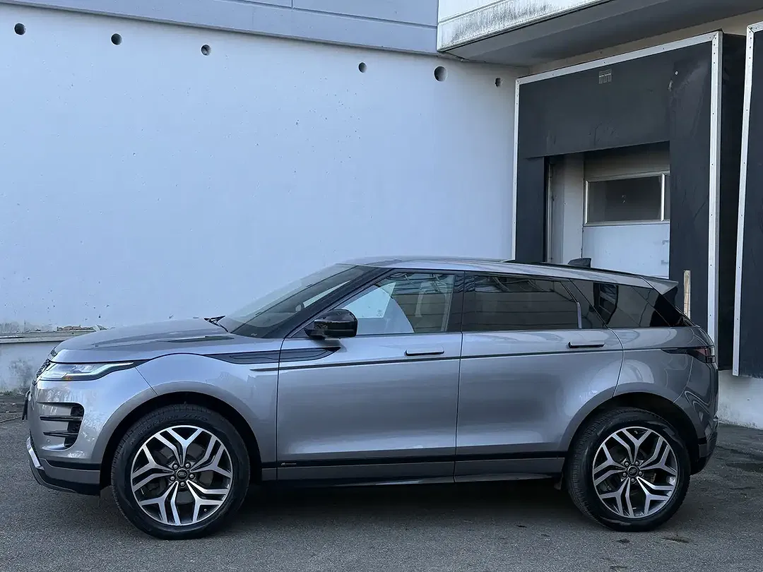 Land Rover Range Rover Evoque - Thumbnail 3