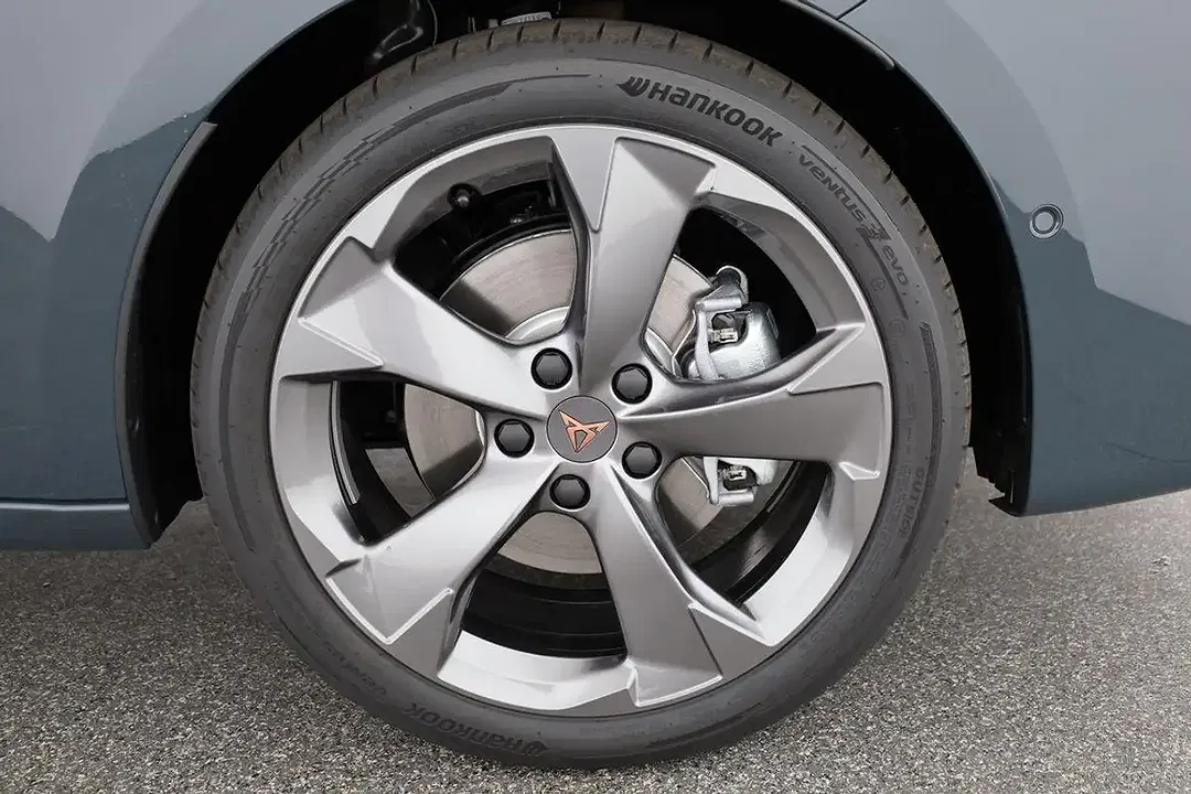 CUPRA Leon - Thumbnail 16