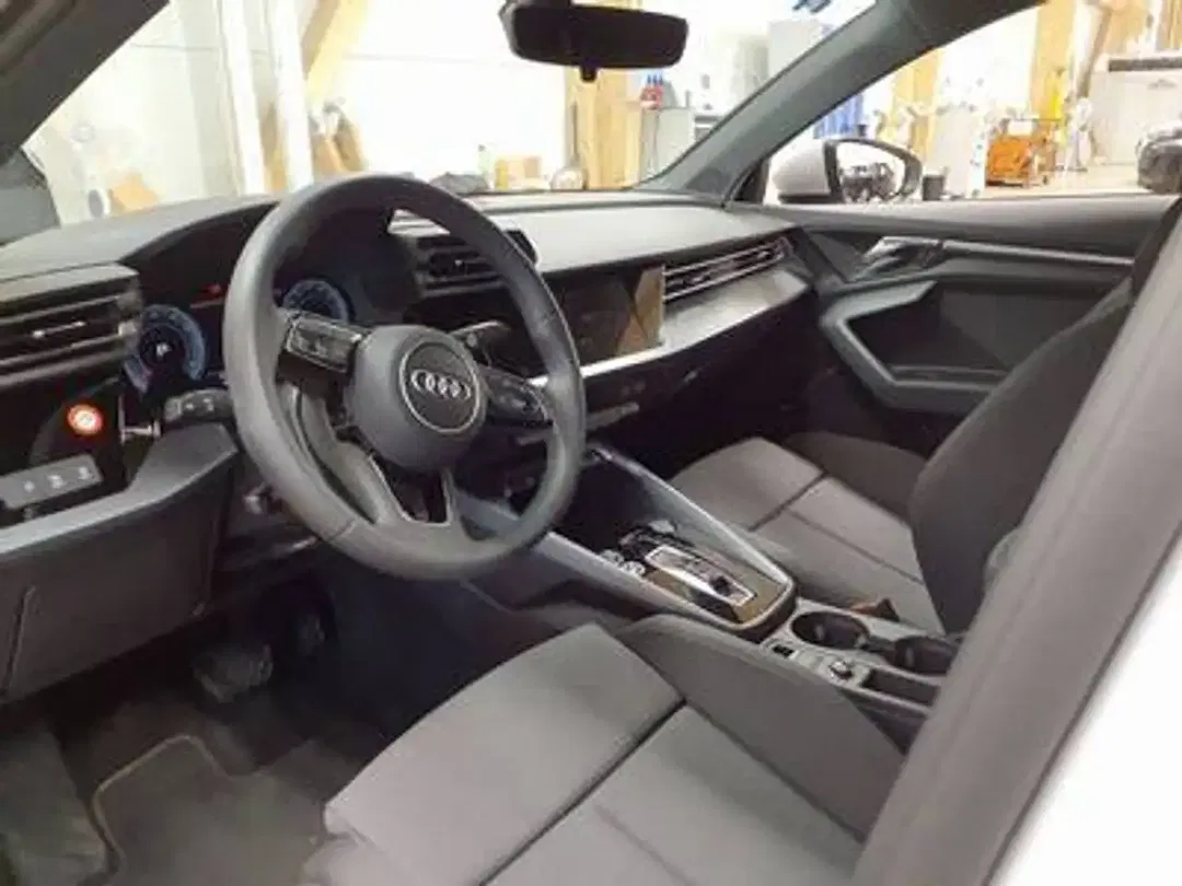 Audi A3 - Thumbnail 4