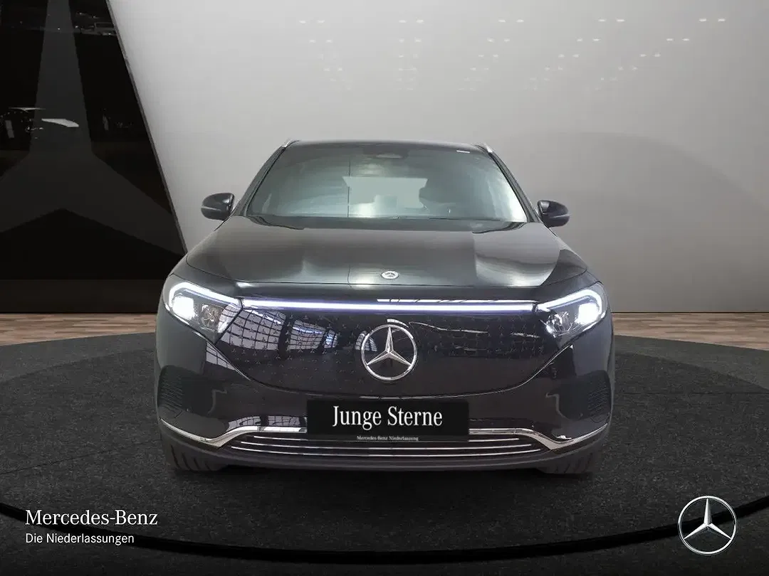 Mercedes-Benz EQA 250 - Thumbnail 2