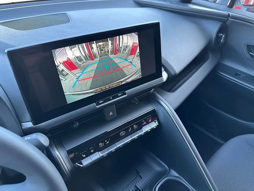 Toyota C-HR - Thumbnail 13