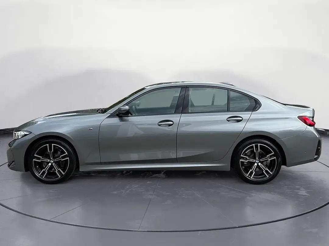 BMW 318 - Thumbnail 2