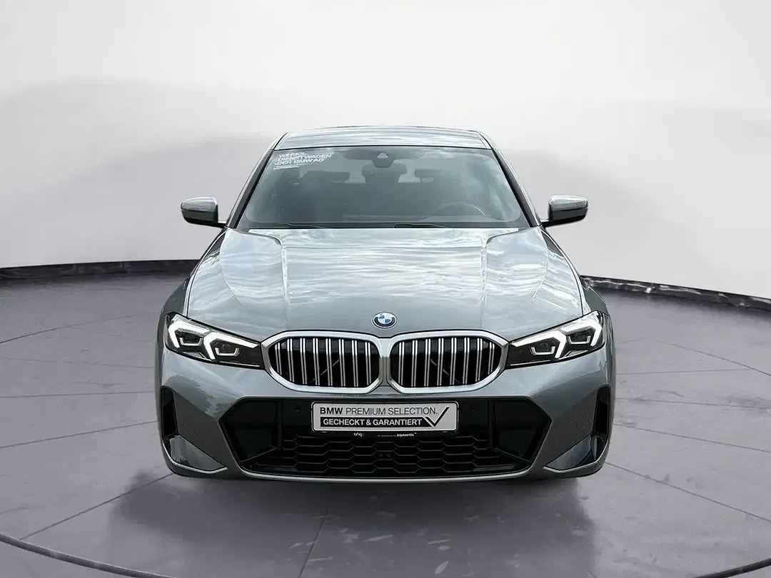 BMW 318 - Thumbnail 7