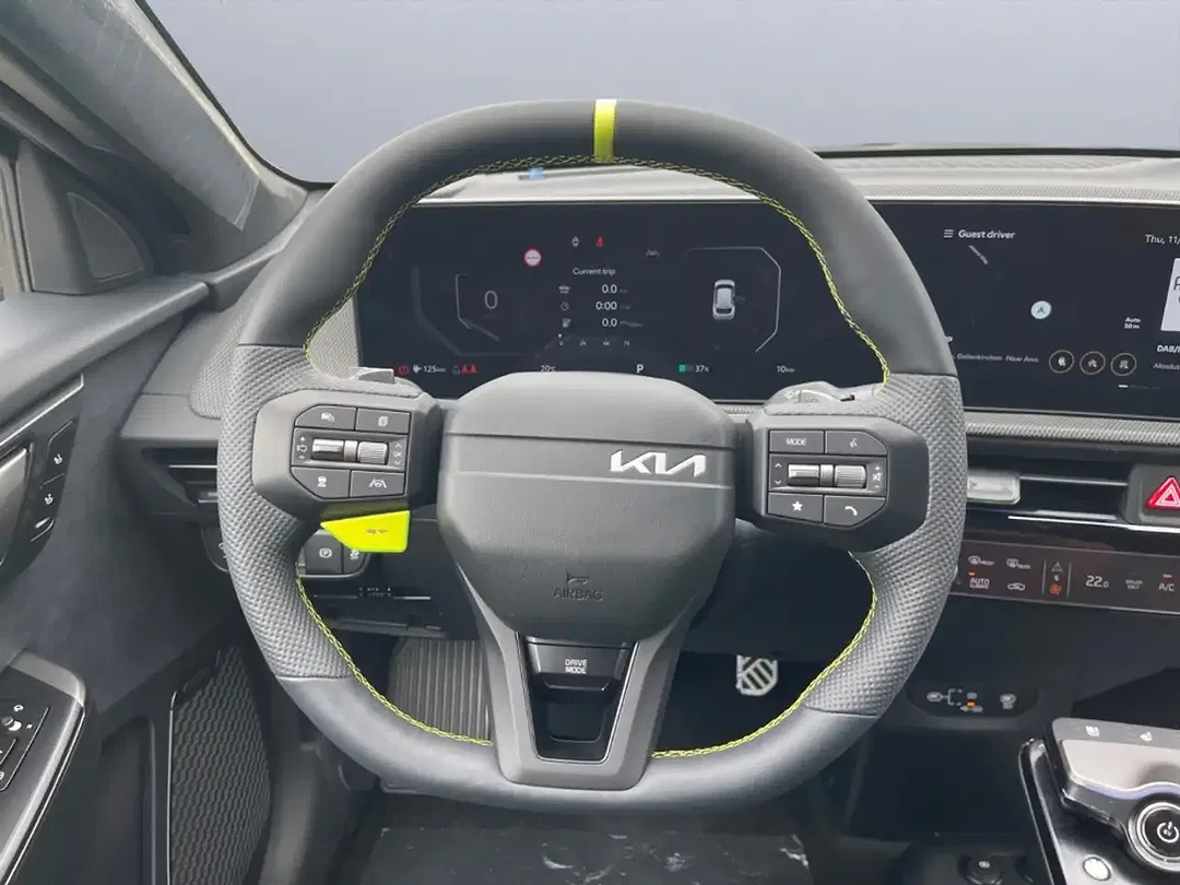 Kia EV6 - Thumbnail 14
