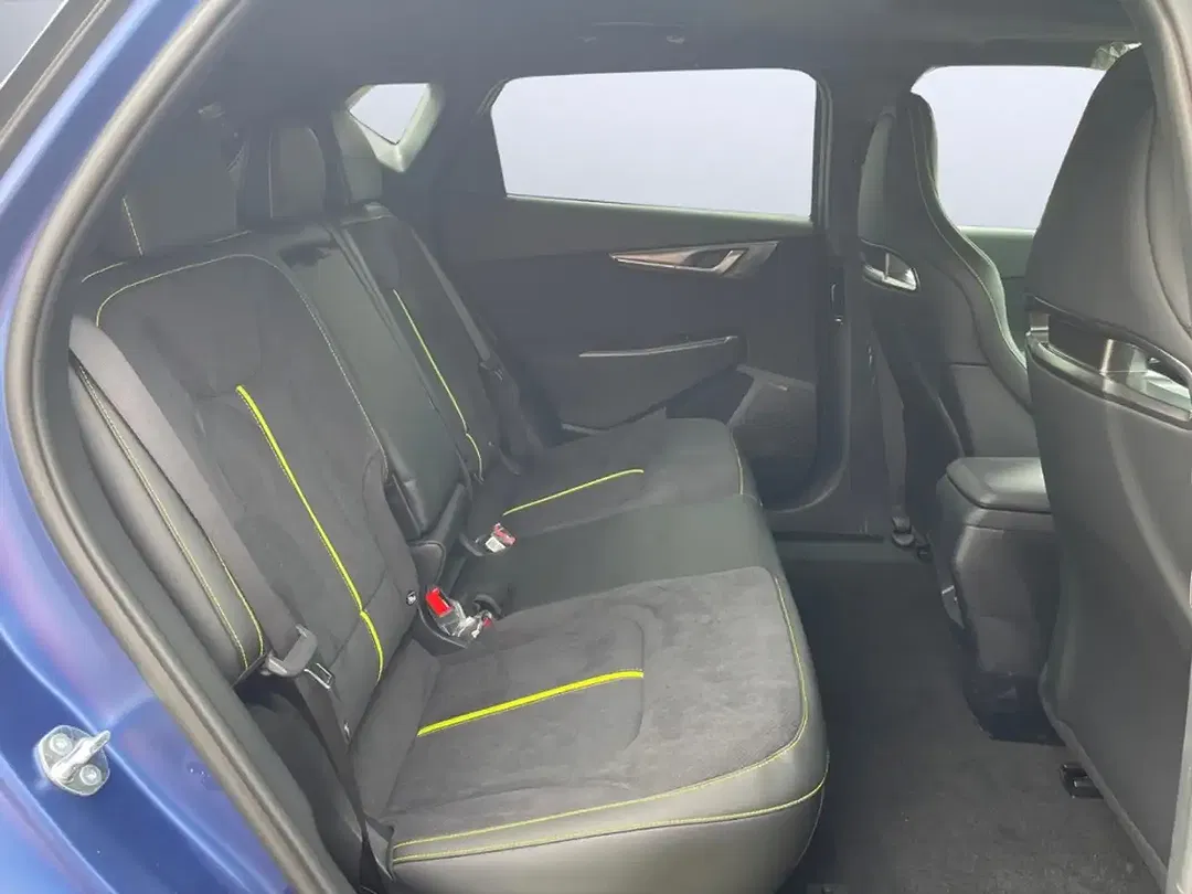 Kia EV6 - Thumbnail 9