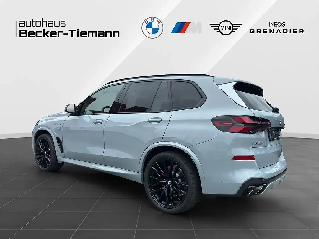 BMW X5 - Thumbnail 4