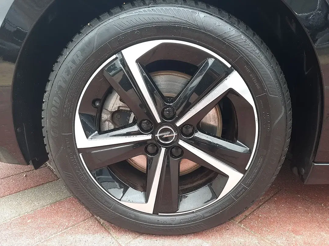 Opel Astra - Thumbnail 9