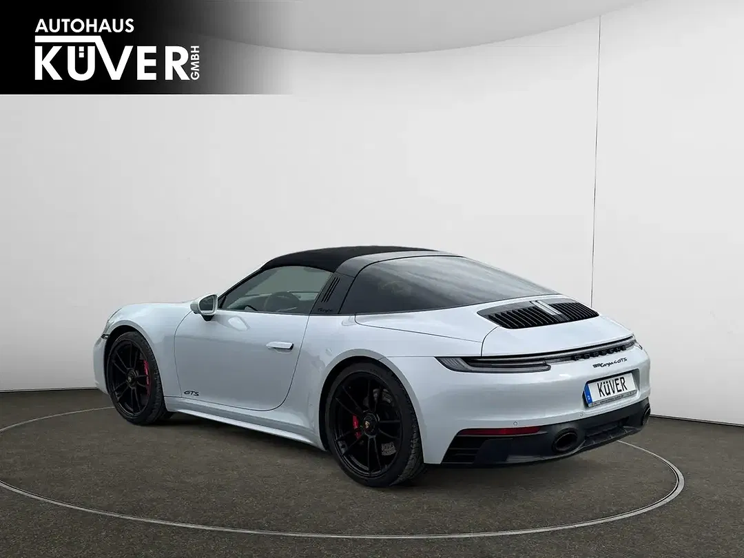 Porsche 992 - Thumbnail 5