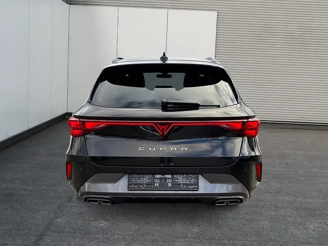 CUPRA Leon - Thumbnail 4
