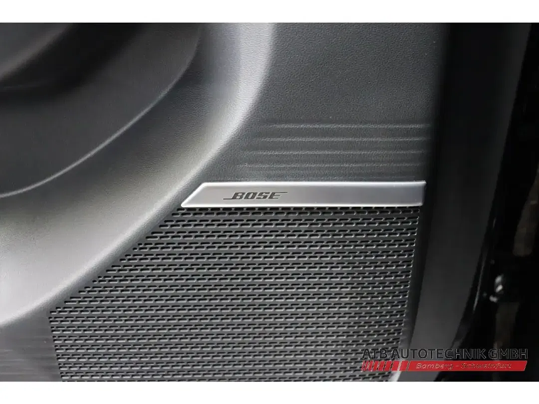 Hyundai SANTA FE - Thumbnail 19