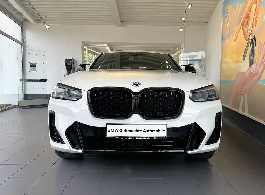 BMW X4 - Thumbnail 11