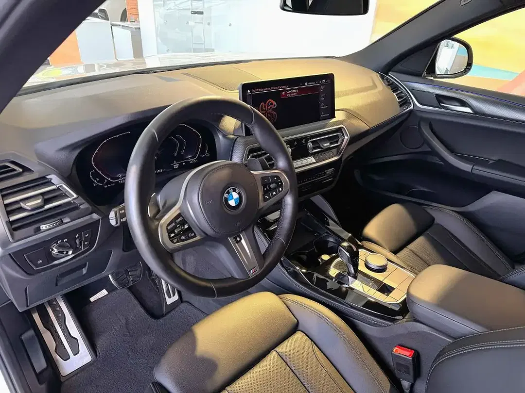 BMW X4 - Thumbnail 29