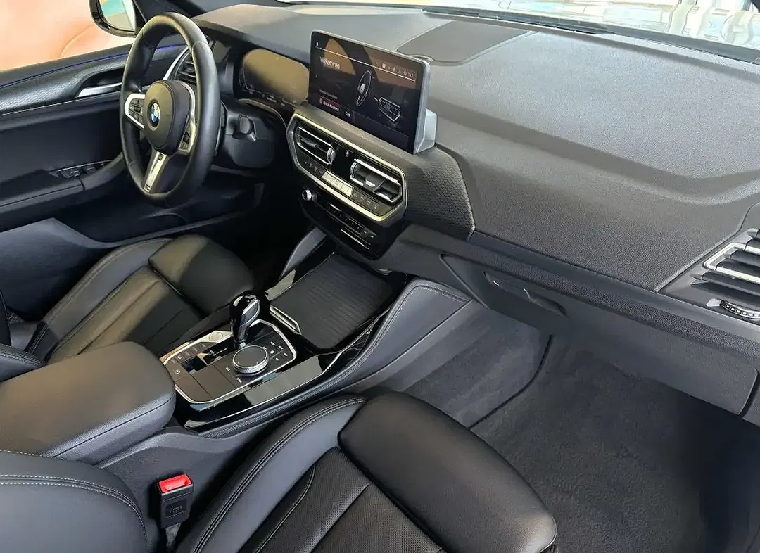 BMW X4 - Thumbnail 35