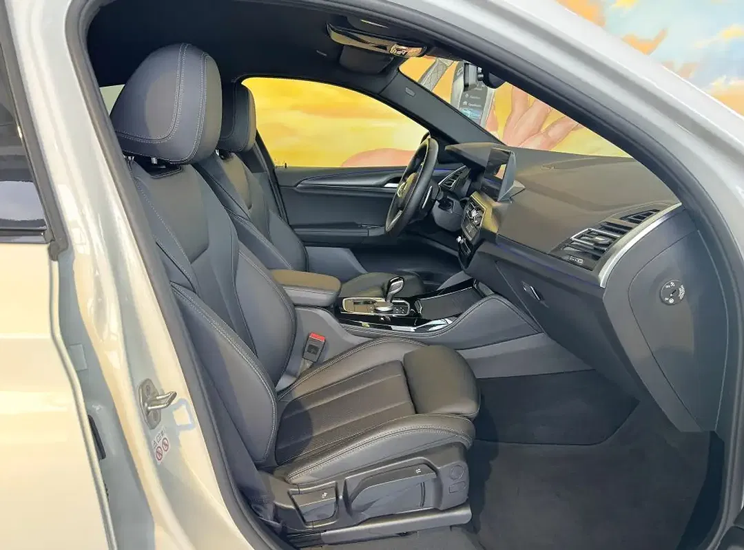 BMW X4 - Thumbnail 5