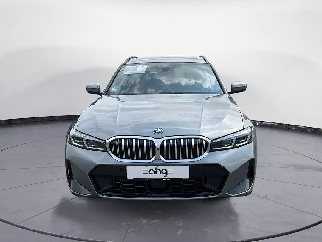 BMW 330 - Thumbnail 7