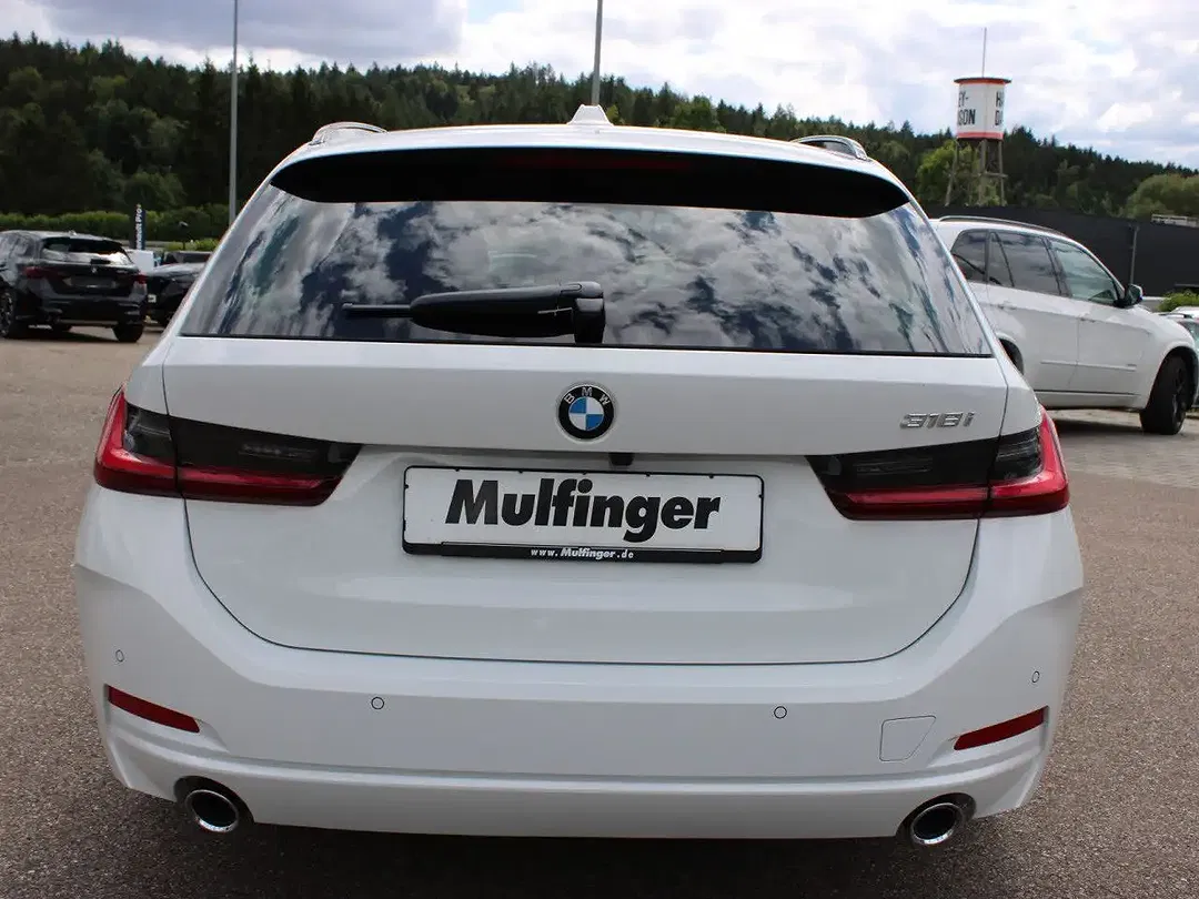 BMW 318 - Thumbnail 6