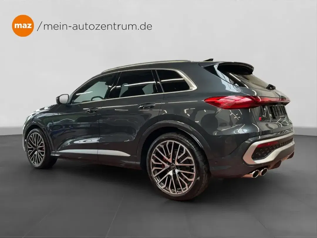 Audi SQ5 - Thumbnail 3