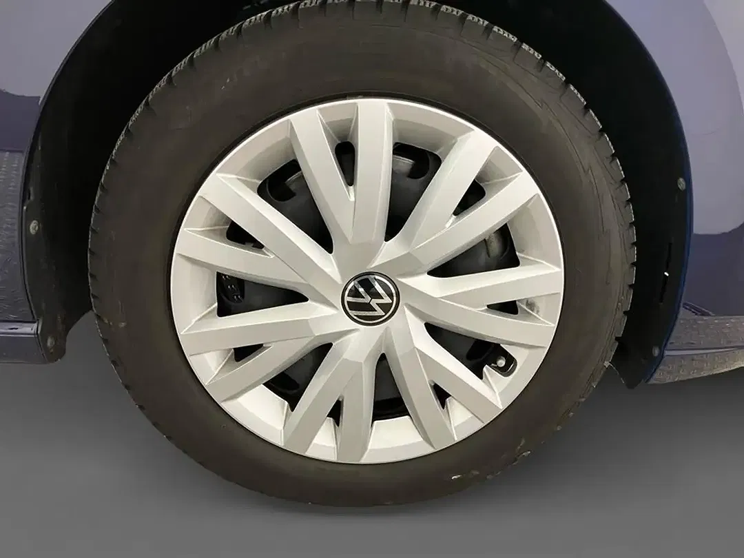 Volkswagen Golf - Thumbnail 12