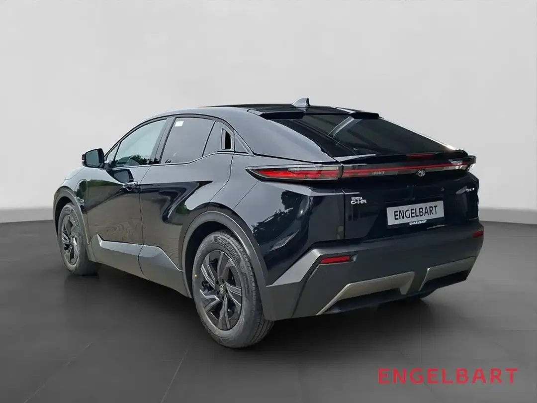 Toyota C-HR - Thumbnail 2