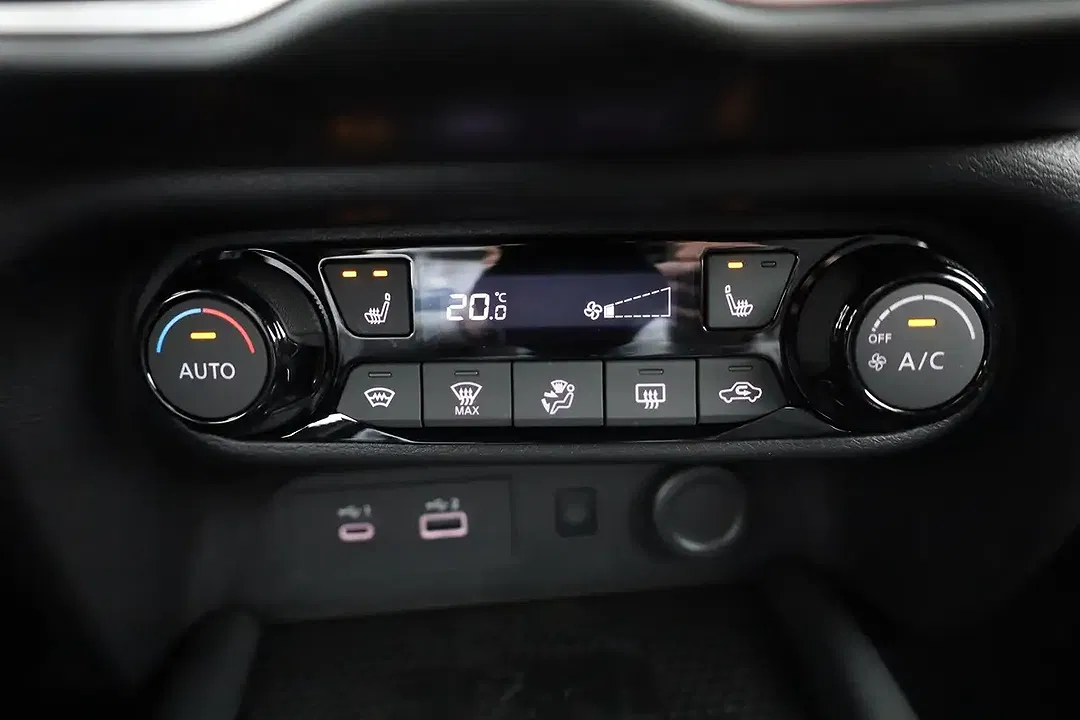 Nissan Juke - Thumbnail 11