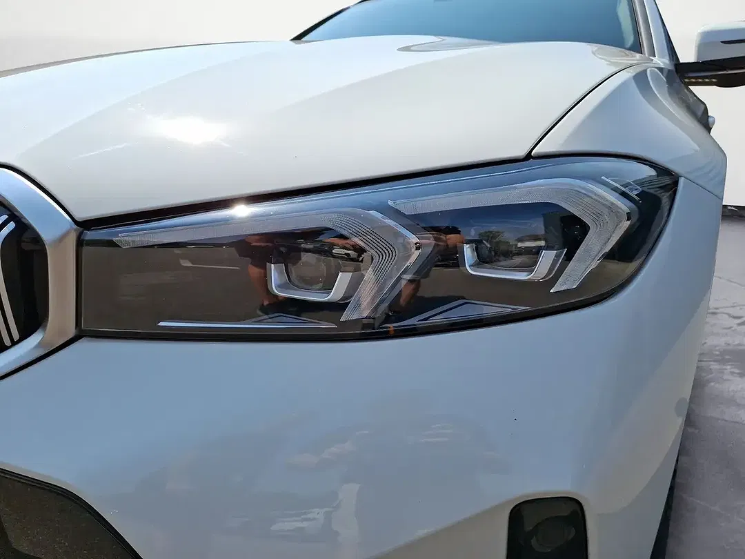 BMW 320 - Thumbnail 8