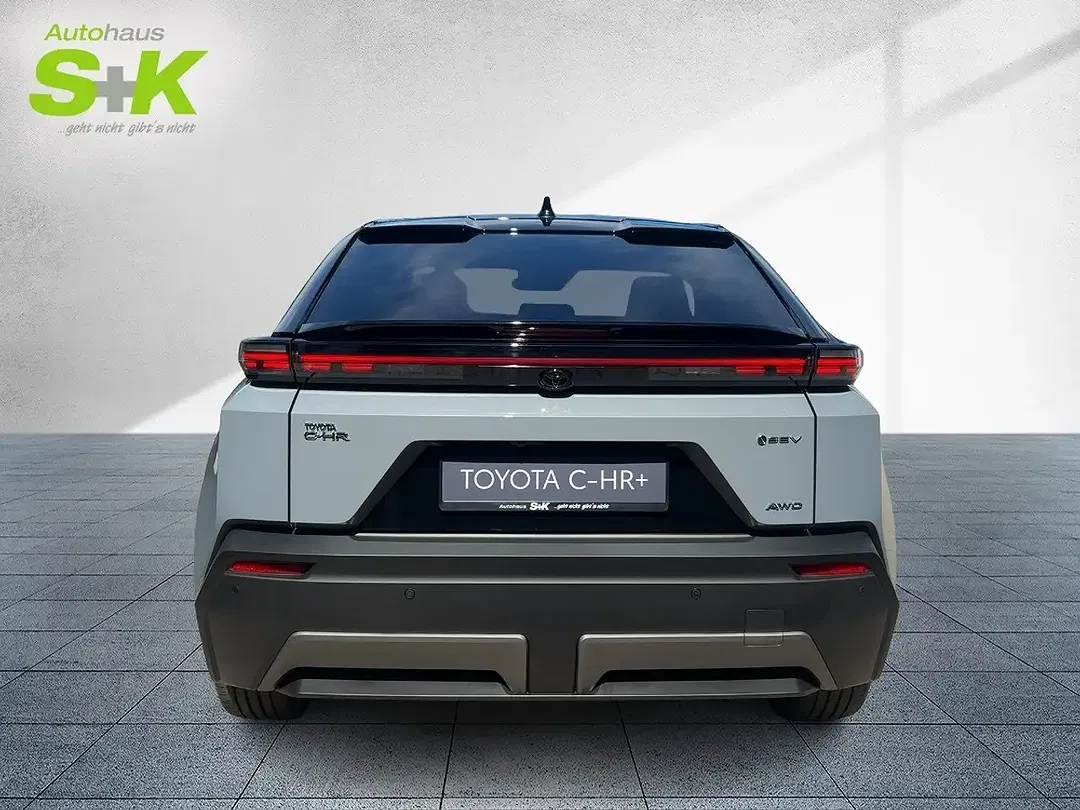 Toyota C-HR - Thumbnail 3