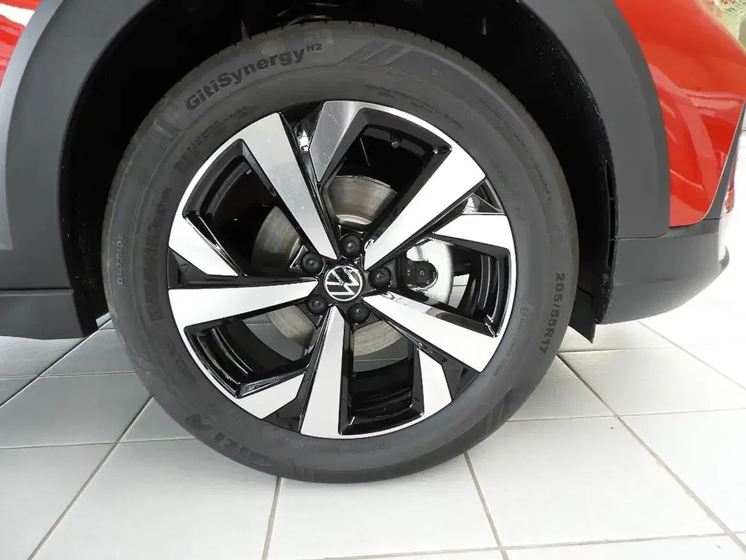 Volkswagen Taigo - Thumbnail 9