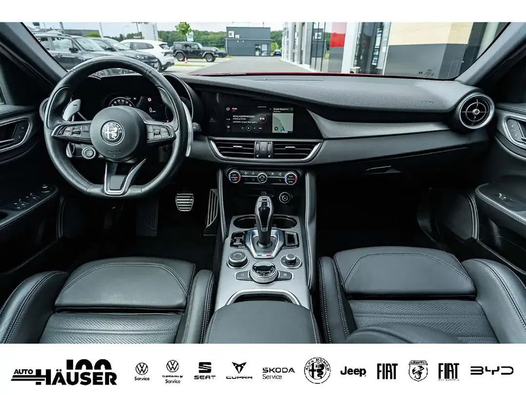 Alfa Romeo Giulia - Thumbnail 13