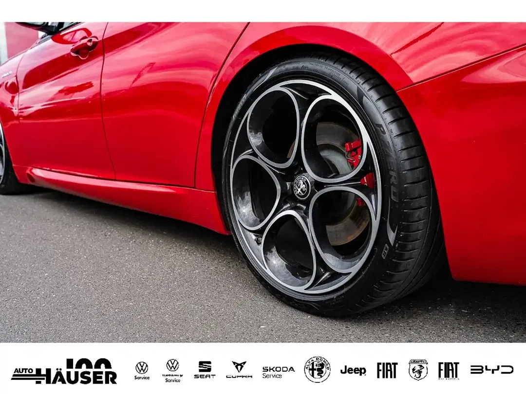 Alfa Romeo Giulia - Thumbnail 7