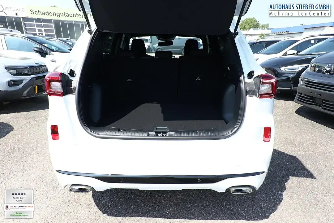 Ford Kuga - Thumbnail 11