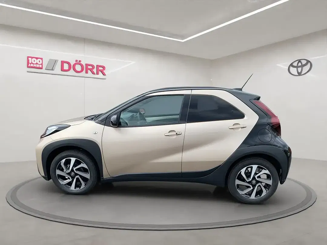 Toyota Aygo X - Thumbnail 1