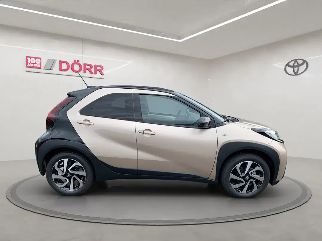 Toyota Aygo X - Thumbnail 4