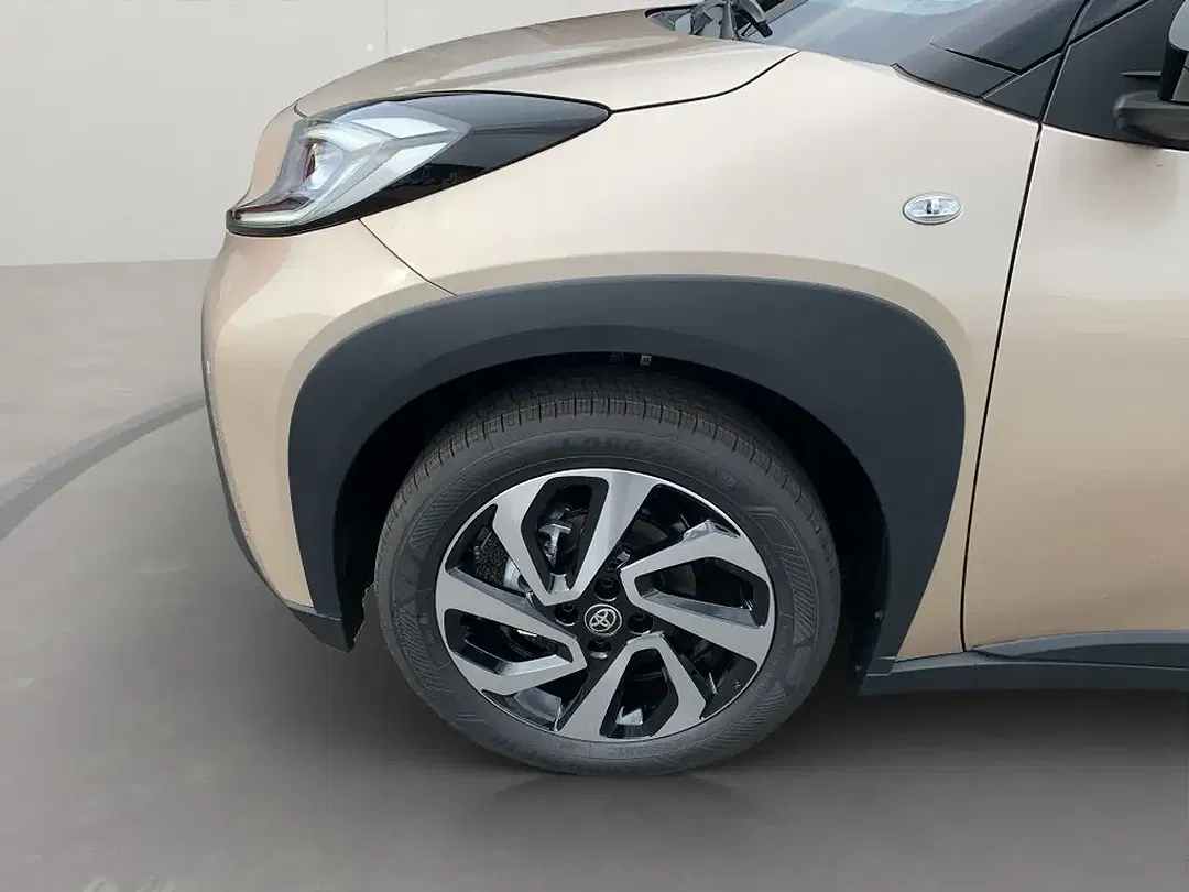 Toyota Aygo X - Thumbnail 6