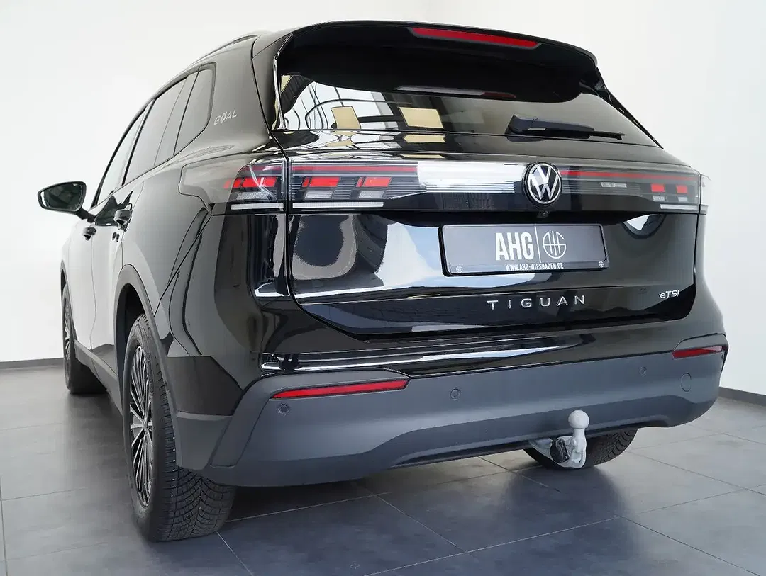 Volkswagen Tiguan - Thumbnail 5