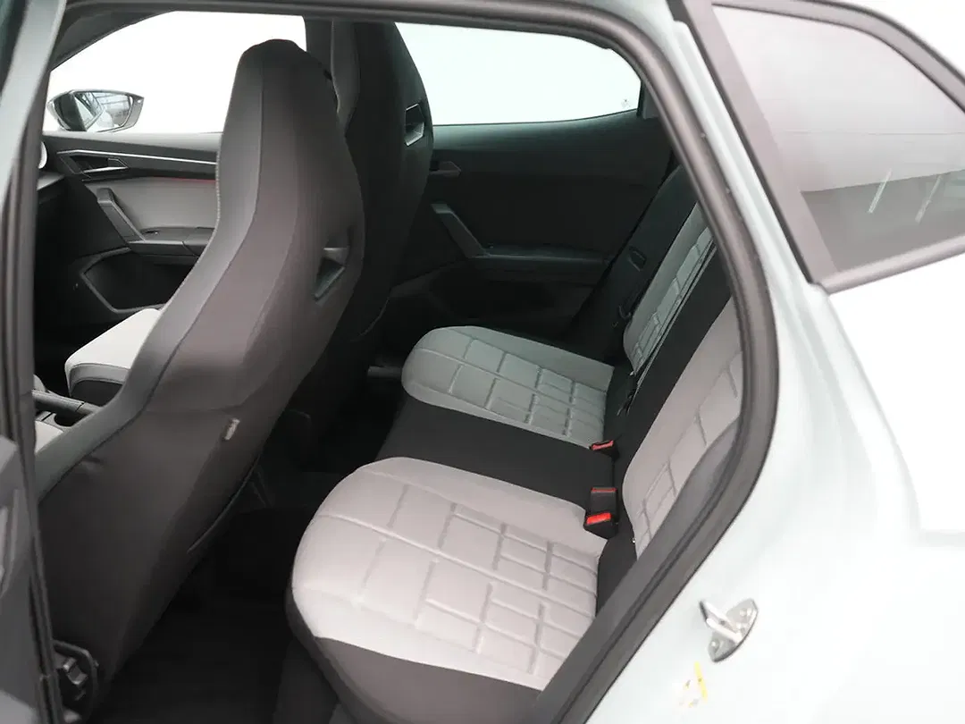 SEAT Ibiza - Thumbnail 12