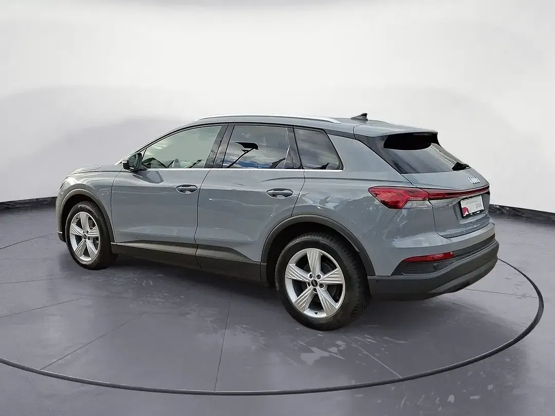 Audi Q4 e-tron - Thumbnail 3