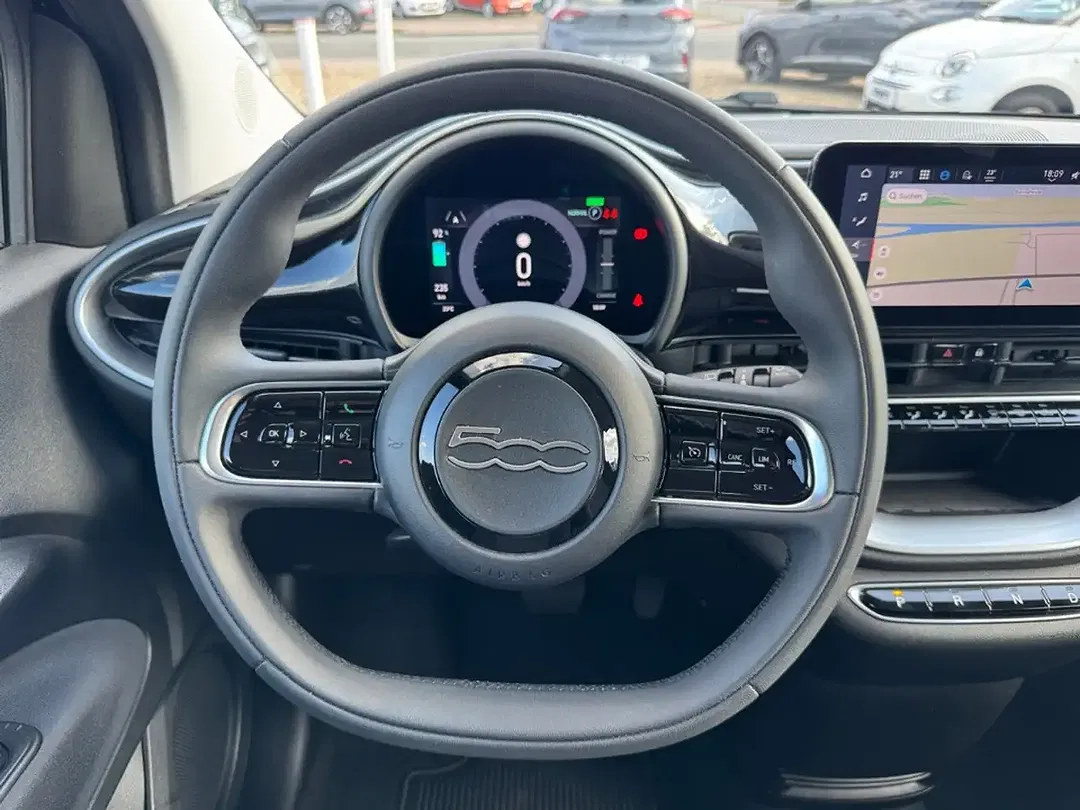 Fiat 500e - Thumbnail 17
