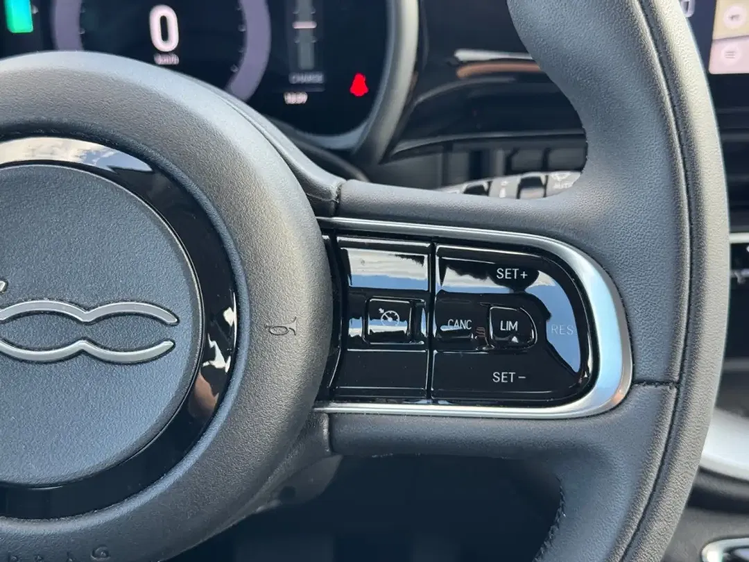 Fiat 500e - Thumbnail 19